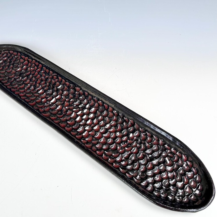 Glossy red black scale texture ceramic long serving tray — decor & serving dual-use